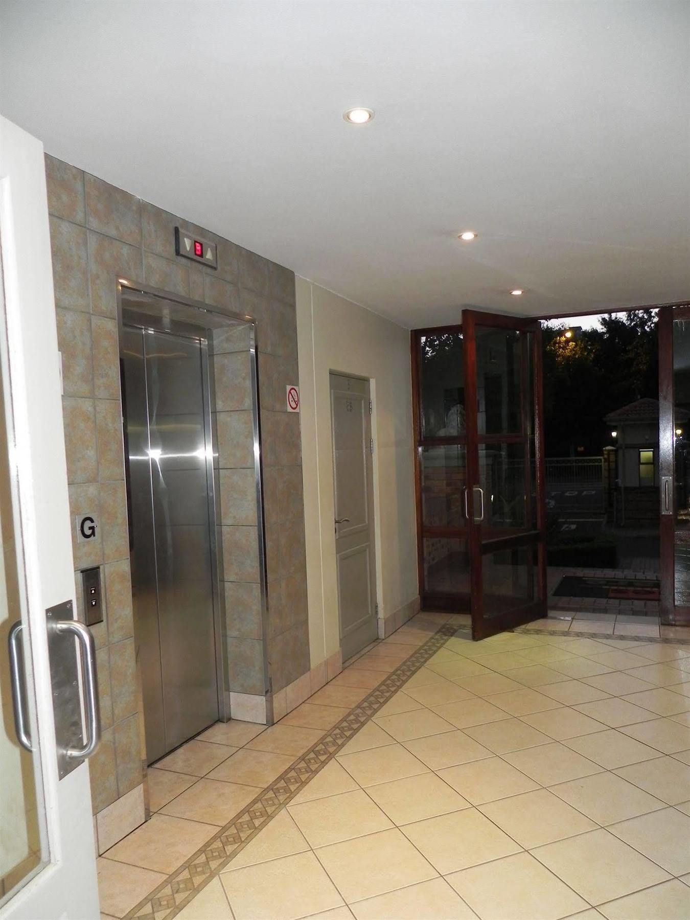 Westay Timessquare Apartments Sandton Luaran gambar
