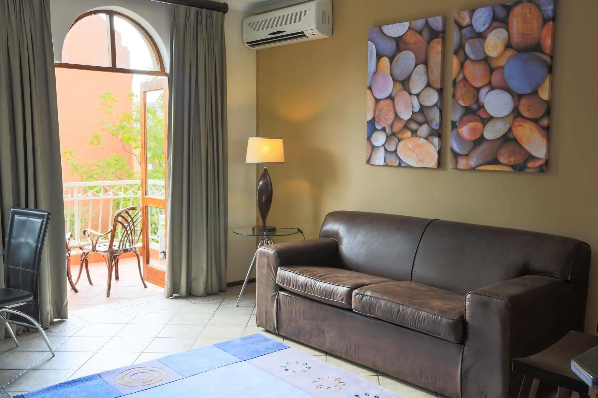 Westay Timessquare Apartments Sandton Luaran gambar