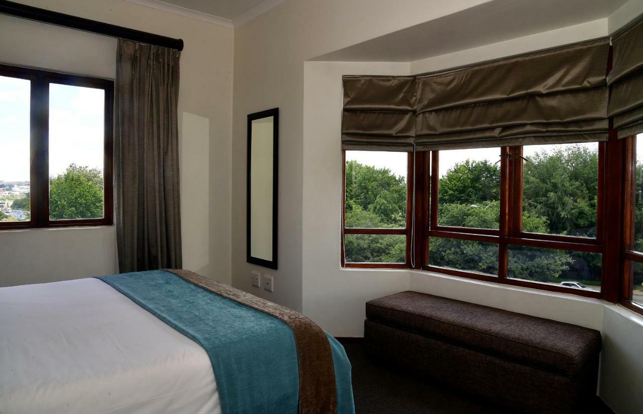 Westay Timessquare Apartments Sandton Luaran gambar